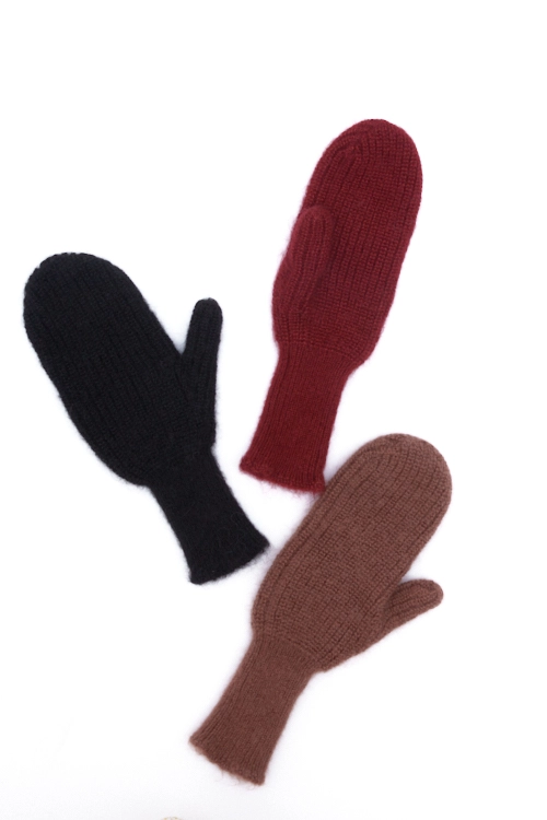 Moufles en duvet de mohair et soie