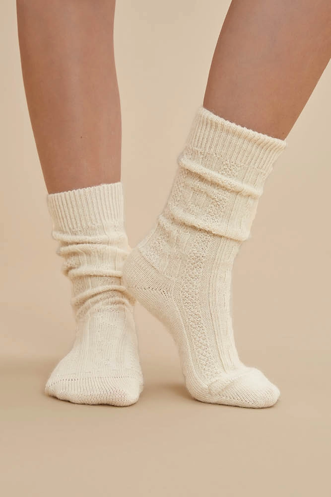Chaussettes laine alpaga et mérinos à torsades